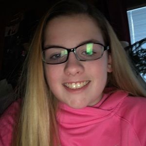 Meet your Posher, Mackenzie